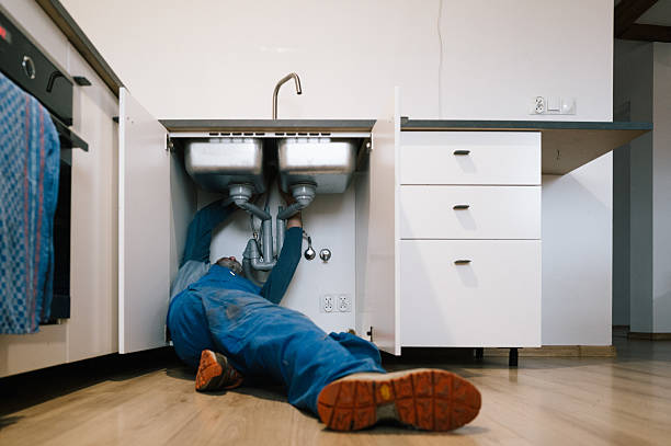 Professional Leak Detection technician working in Amsterdam, OH